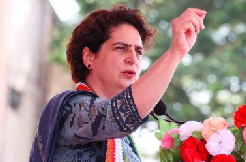 Rs 10 lakh loan & Rs 4,000 pension! What Priyanka Gandhi promised for TS’ youth