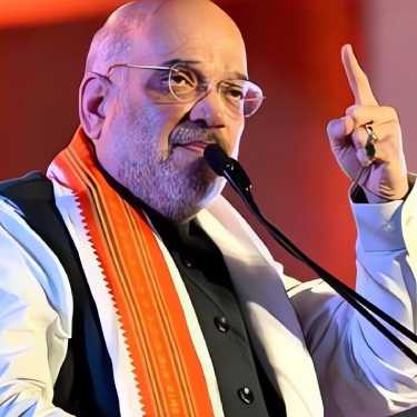 Post Telangana speech, Amit Shah raises 'Muslim reservation' issue again