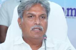 Kesineni Nani criticised Naidu for halting DBT transfers 