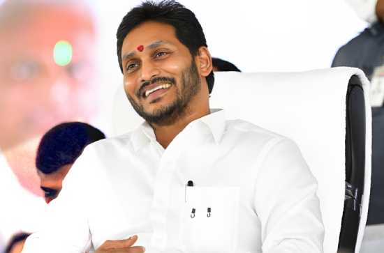 Jagan to win AP with thumping  majority
