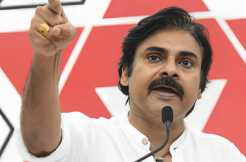 Frustrated Pawan insults CM Jagan