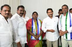 Several Key leaders, including MLAs joins YSRCP 