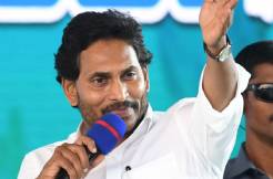 I laughed when Naidu promised Rs.10,000 to volunteers: CM Jagan