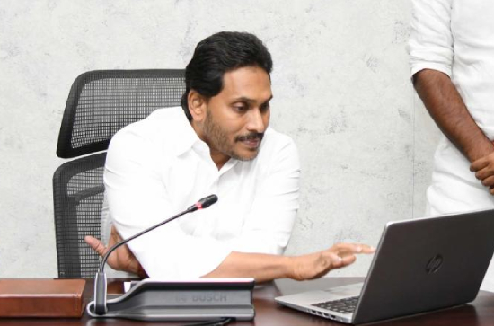 Jagan on Ananthapur steel plant