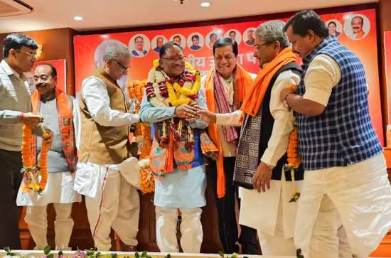 BJP chooses ST Chief Minister to stop conversions: Analysts 