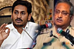 AB Venkateswara Rao in trouble: Jagan's last stroke?