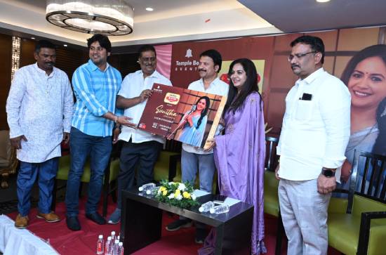 Sunitha Upadrashta to perform live in Hyderabad on THIS date 