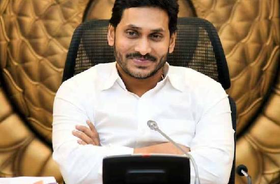 For 1st Time Ever: Only 1 Man Dominating AP Polls