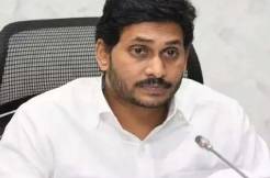 Note Difference: Jagan In AP, Naidu-PK in Hyderabad