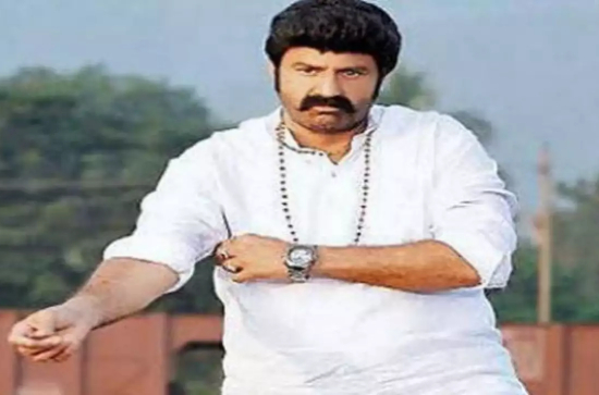 Balayya slaps a ‘fan’ yet again! YCP says ‘no brain to Balayya’