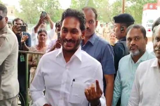 CM Jagan and his wife cast their vote in Pulivendula
