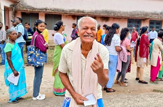 Phase 4 Polling concludes, reports 62 percent voter turnout till 8pm