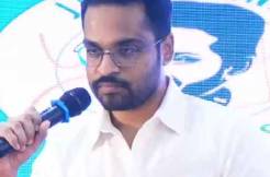 Insensitive tweet by Nara Lokesh on Jagan’s attack, Sajjala Bhargava retorts 