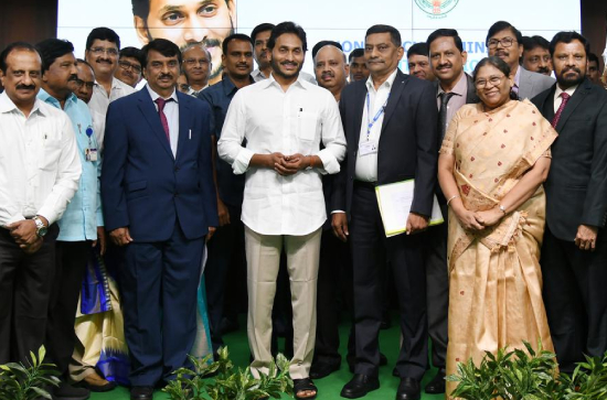 AP CM Jagan bats for AI