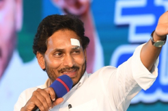 Believing Chandrababu is like handing over your keys to the thief : Y S Jagan