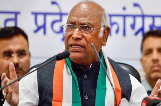 BREAKING: Modi Govt Froze The Accounts Of Congress Party