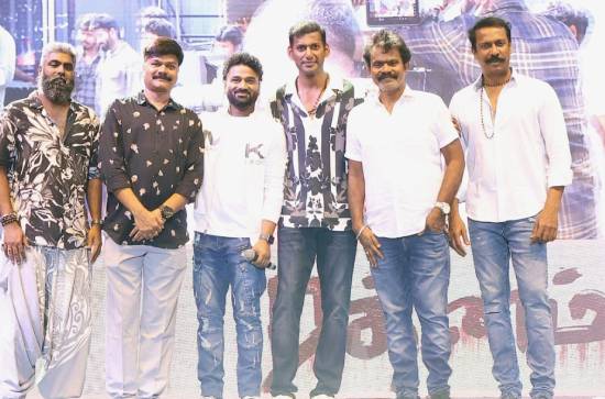 DSP's 'Don't Worry Ra Chiccha' from 'Rathnam' clocks one million views