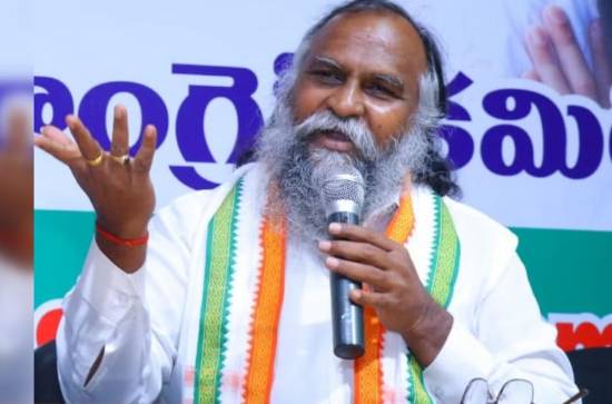 Congress Firebrand joining BRS soon?