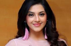 Mehreen Pirzada slams media for calling it a 'sex scene' 