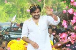 Pawan Kalyan careful avoiding humiliation this time?