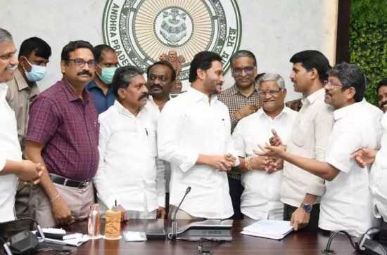 AP employees are not against Jagan