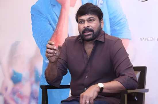 Chiru as a passport office employee?