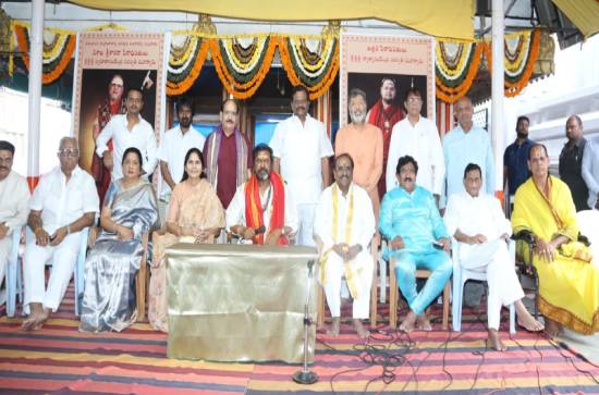 Mohan Babu oversees special poojas in Film Nagar Daiva Sannidhanam ahead of Rama Mandir inaugural 