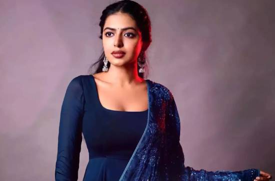 Rajasekhar's daughter Shivani faces hiccups despite talent 