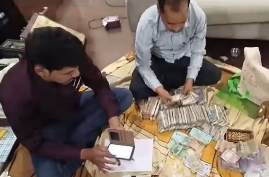 ACB Raids Uncover 45 Lakhs Cash, 65 Tolas Gold at ACP Umamaheswara Rao's house