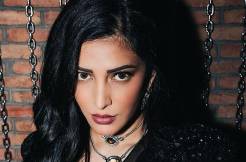 Glam Shot: Shruti Haasan wants to break the chains