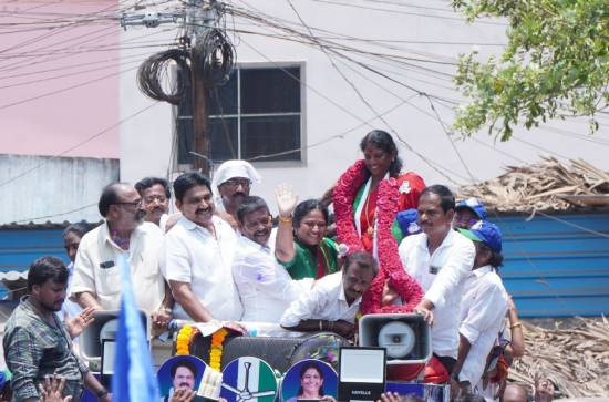Massive show of strength for YCP candidate Vanga Geetha 