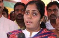 TDP Betrayed Our Family: Tdp Leader Devineni Smitha