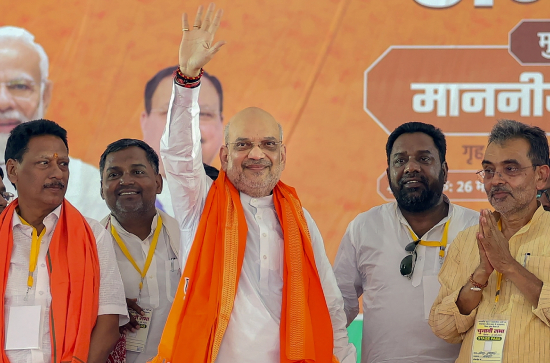 AP Effect? Amit Shah Comes to 300 MPs