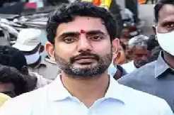 Lokesh insulting people during padayatra