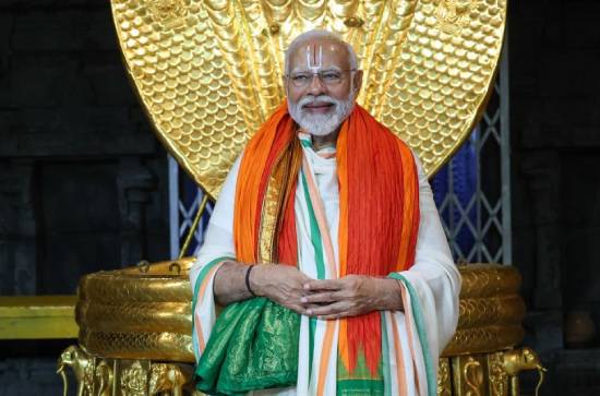 Shame on BJP IT Cell to equate Modi with God: Netizens 