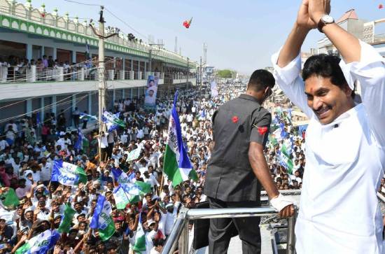 From Mimicking Jagan To Gifting Him A Portrait, This Jagan Admirer Had A Field Day