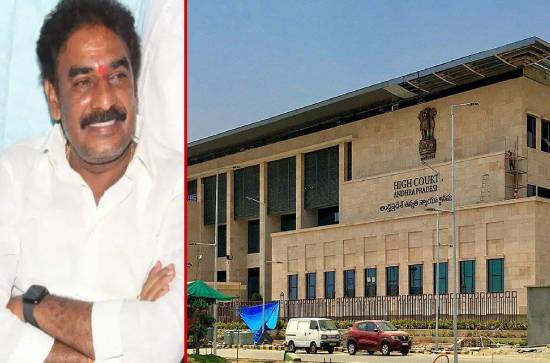 3 Reliefs To Pinnelli Ramakrishna Reddy at HC