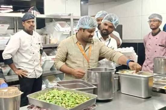 Inspections at Hyderabad restaurants: Live telecast of kitchen an option