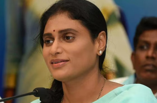 Jagan humiliates Sharmila in front of National Media
