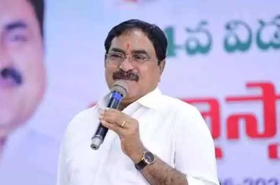 Errabelli empowers rural women in TS, shares some good news
