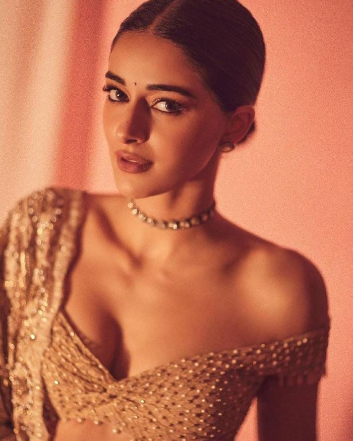 Ananya_Pandeyhs8