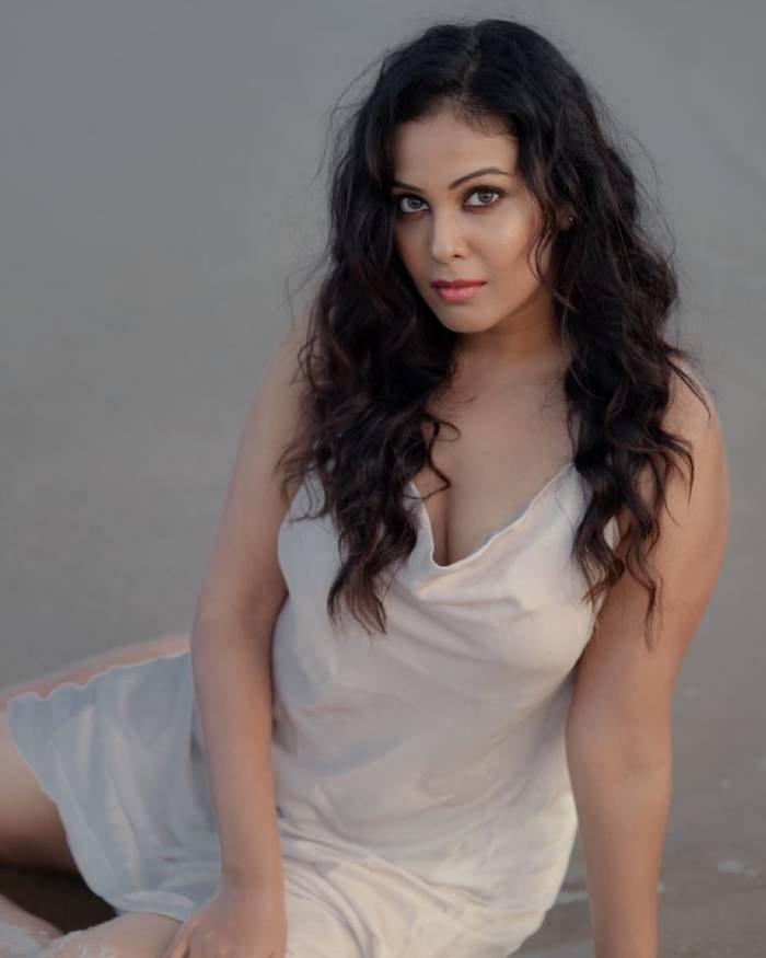 Chandini_Tamilarasanl4