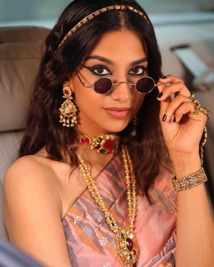 meenakshiichaudhary2