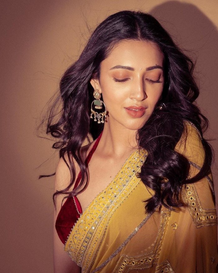 Nehasetty_3