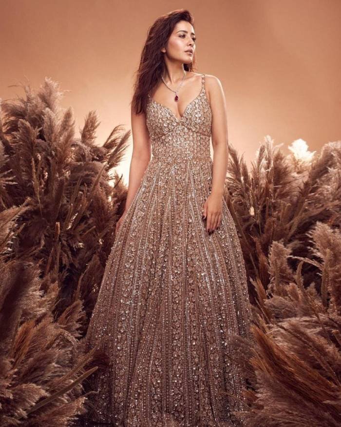Rassi_khanna1