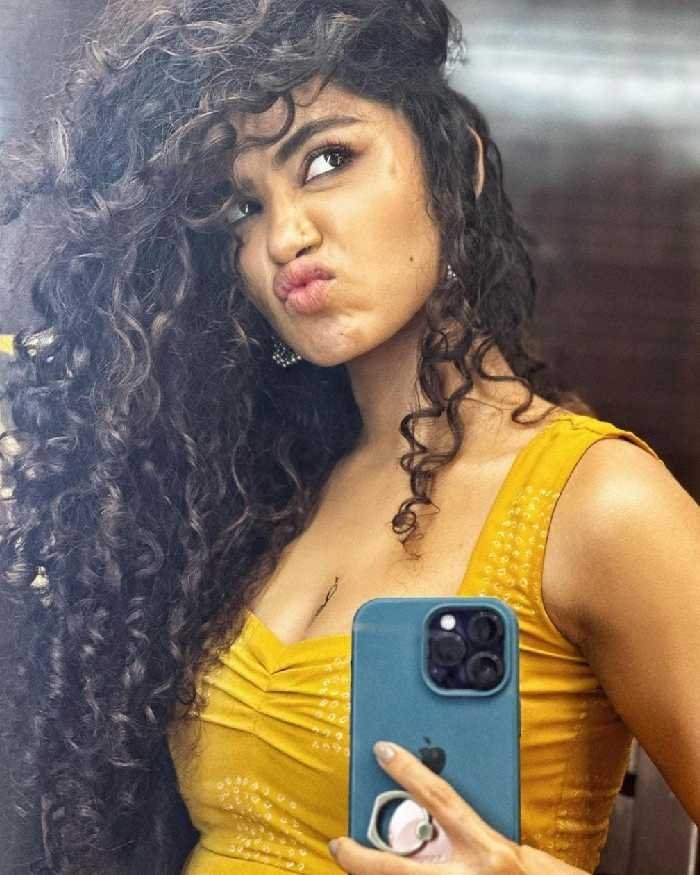 Anupama-Parameswaran-1