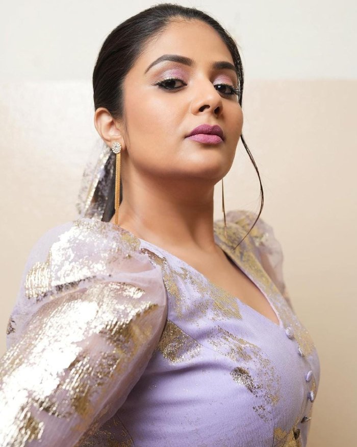 sreemukhi2